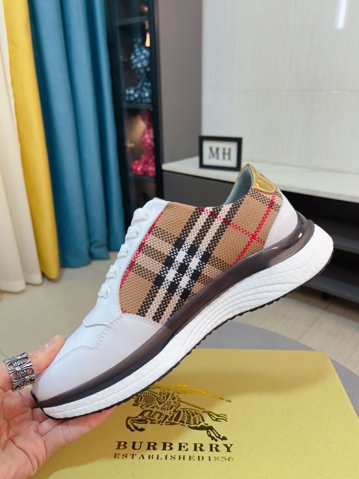 Burberry Low Shoes